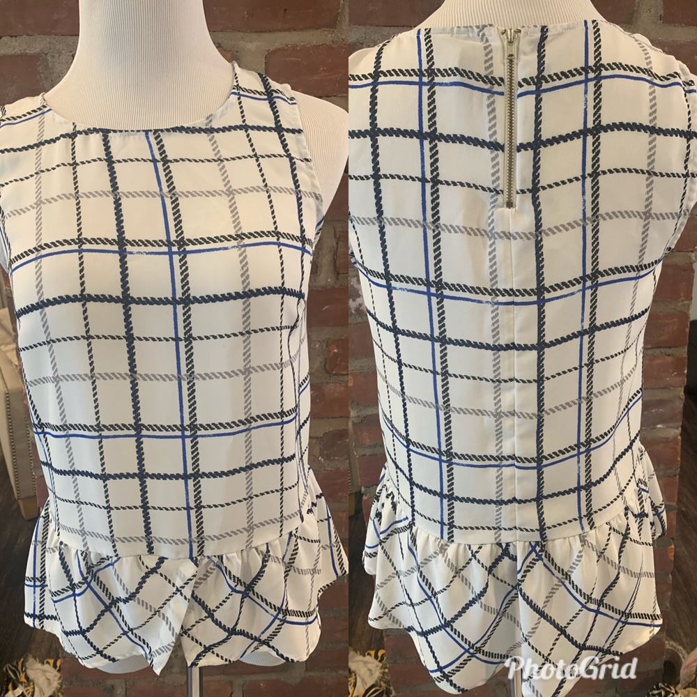 White and blue/grey tank.